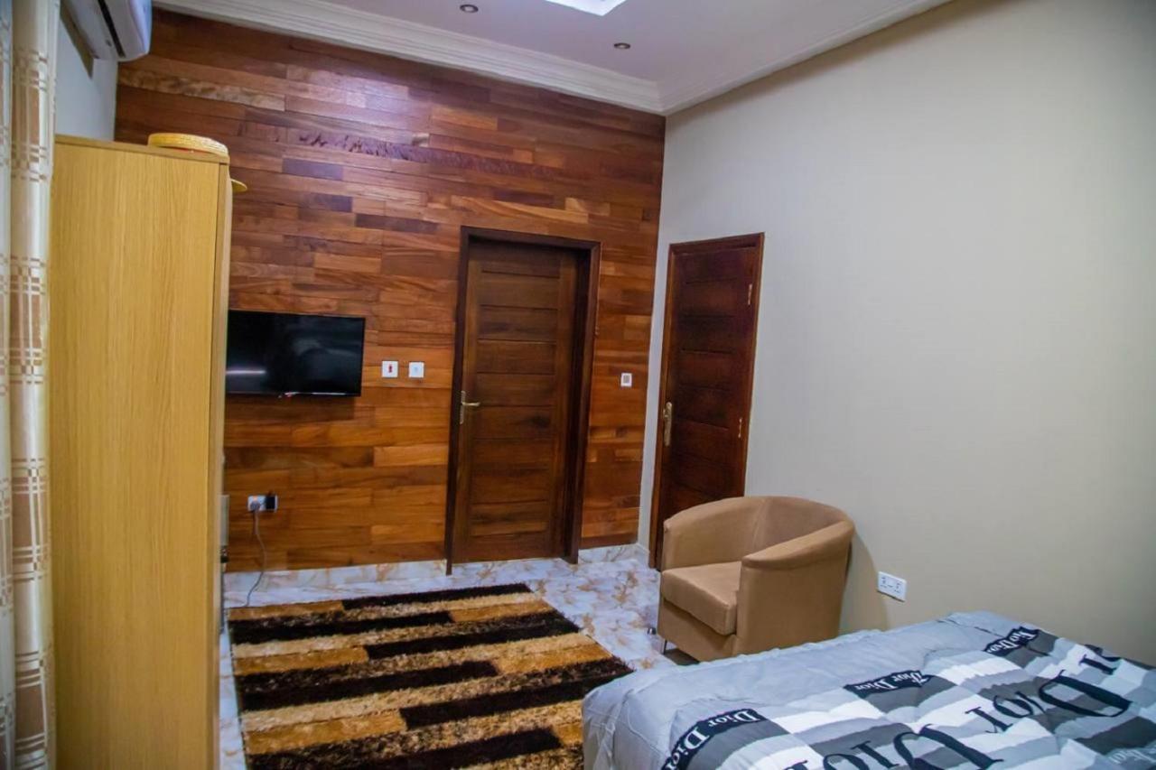 Bays Boutique Apartment Acra Exterior foto