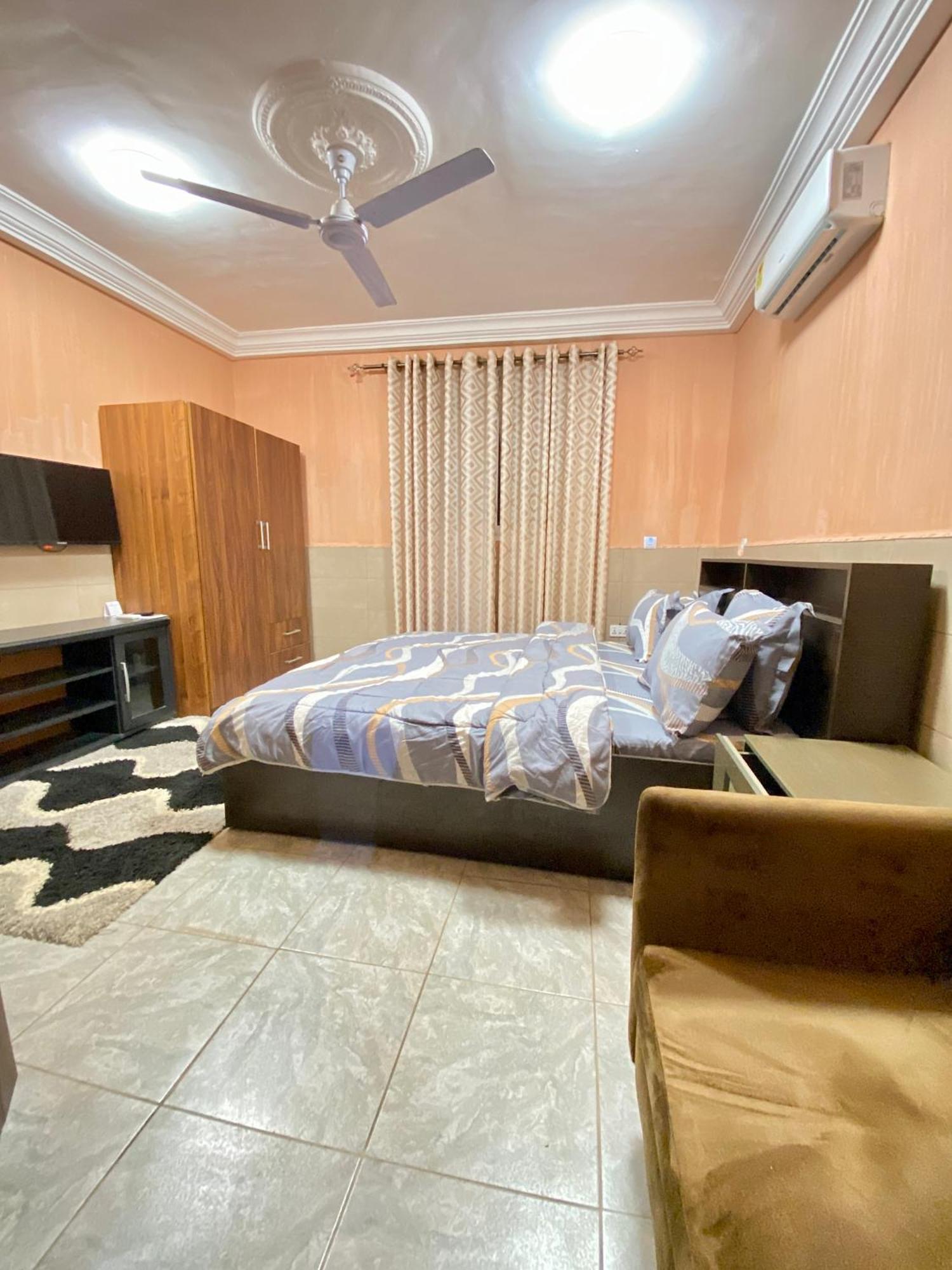 Bays Boutique Apartment Acra Exterior foto