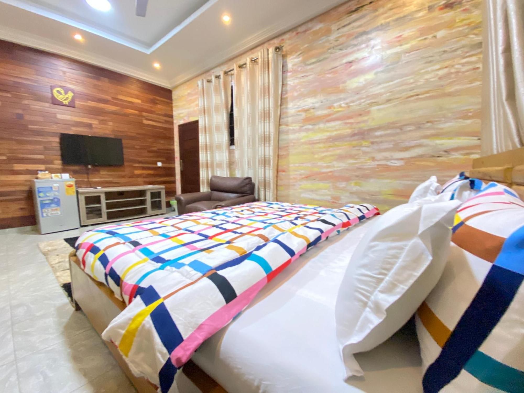 Bays Boutique Apartment Acra Exterior foto