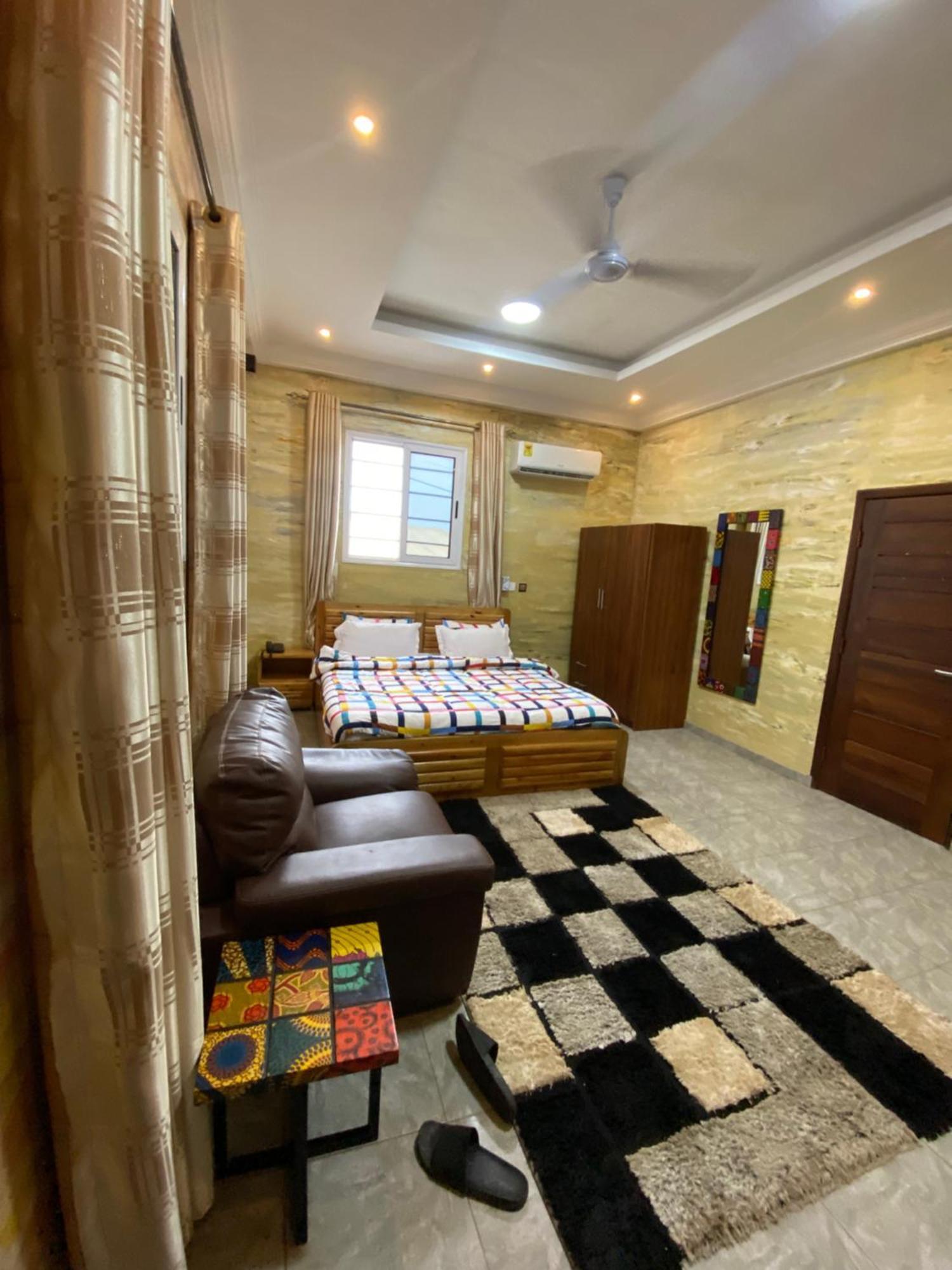 Bays Boutique Apartment Acra Exterior foto