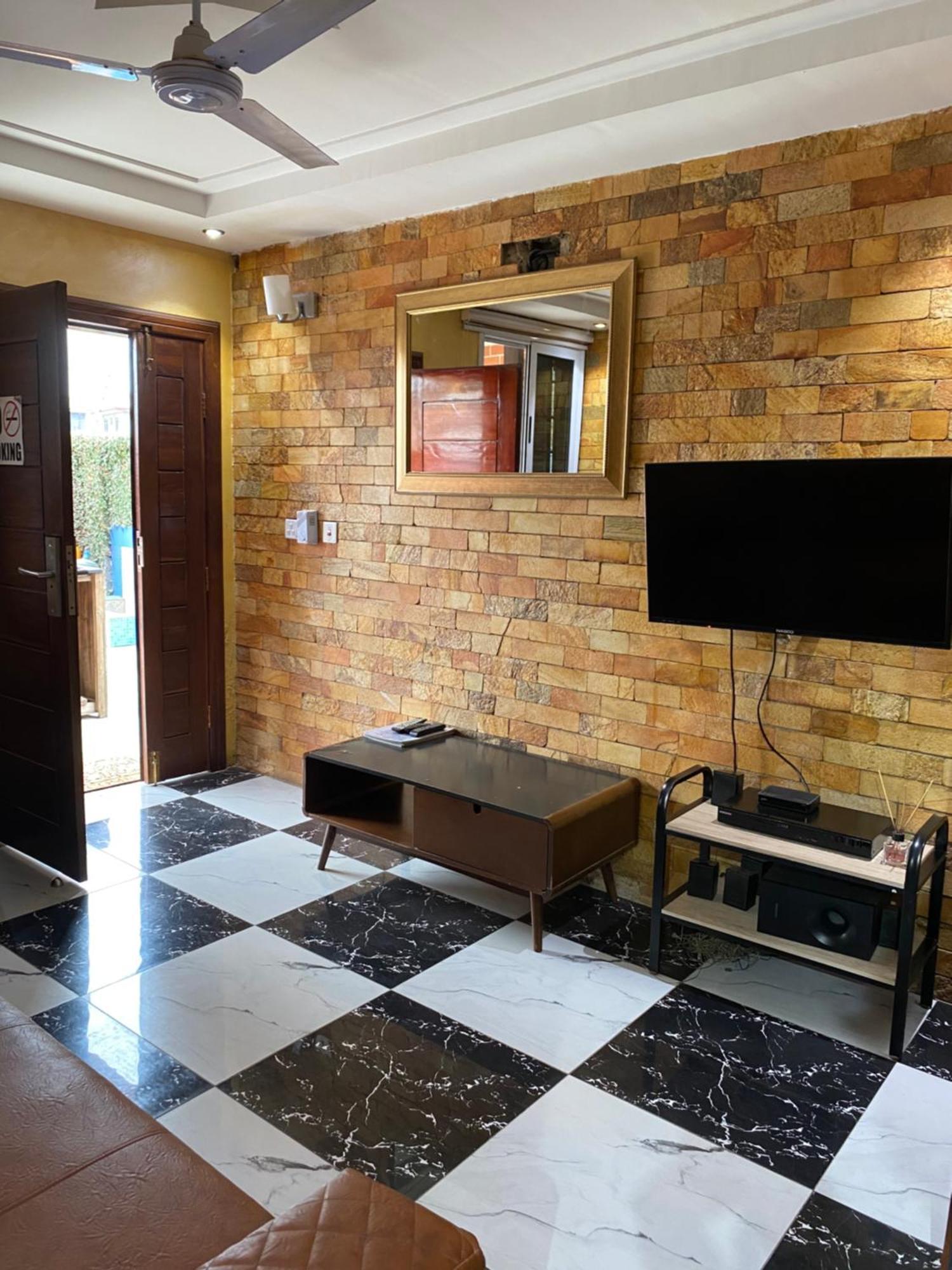Bays Boutique Apartment Acra Exterior foto