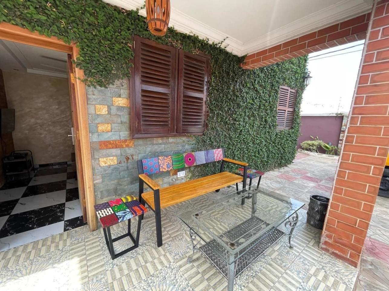 Bays Boutique Apartment Acra Exterior foto