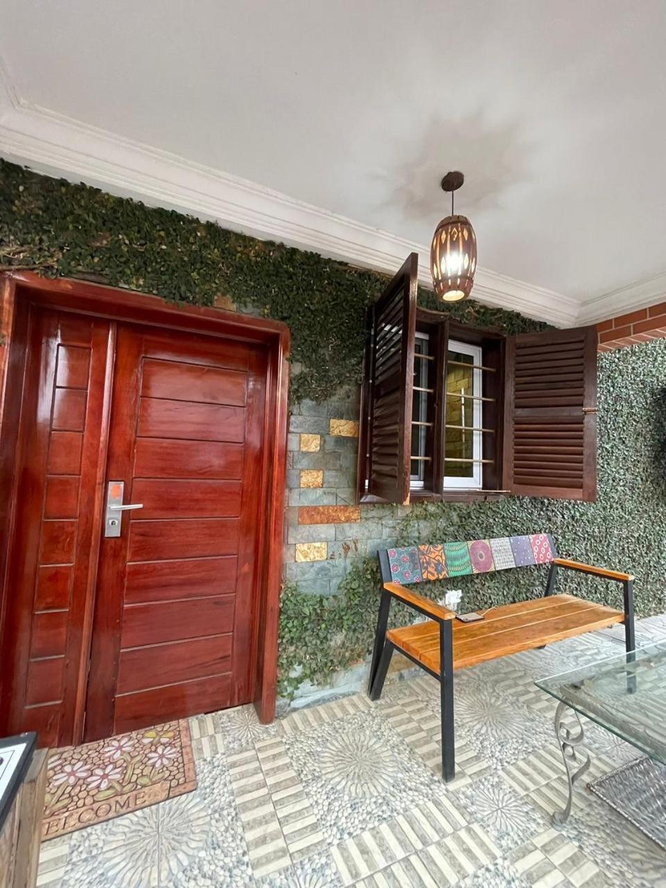 Bays Boutique Apartment Acra Exterior foto